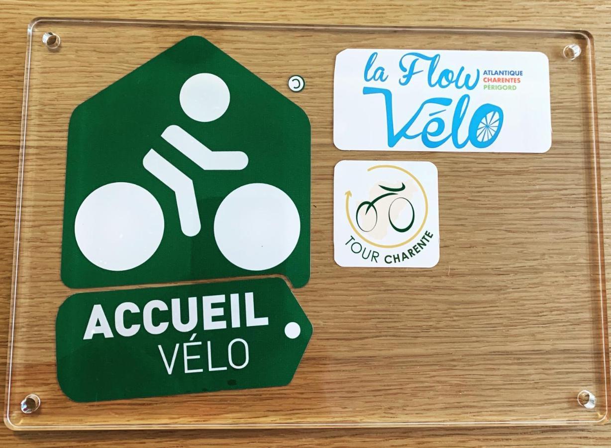 Saint-Meme-les-Carrieres Suite Familiale- Deux Chambres מראה חיצוני תמונה