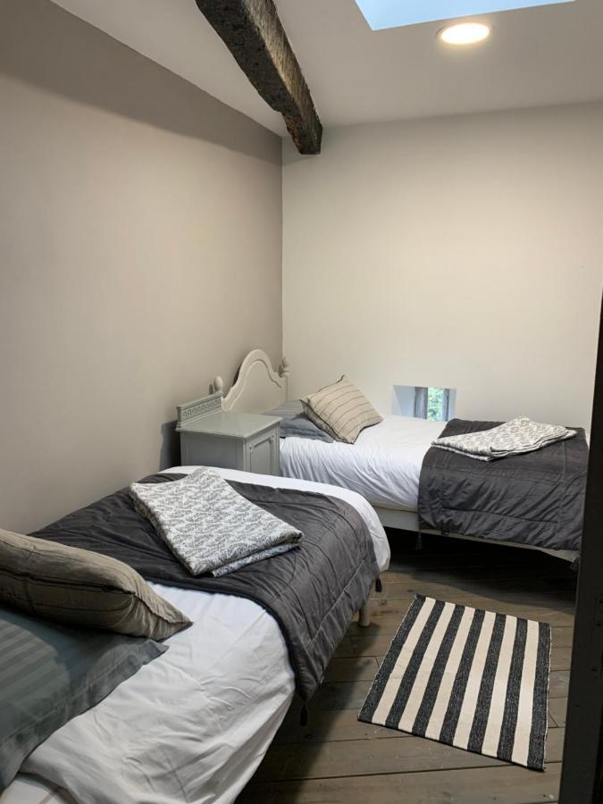 Saint-Meme-les-Carrieres Suite Familiale- Deux Chambres מראה חיצוני תמונה