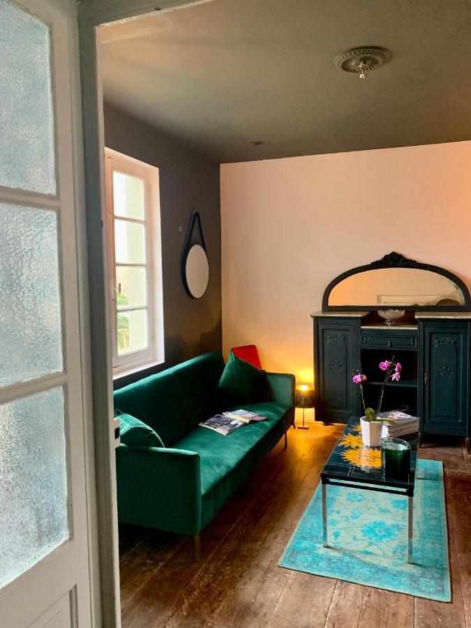 Saint-Meme-les-Carrieres Suite Familiale- Deux Chambres מראה חיצוני תמונה